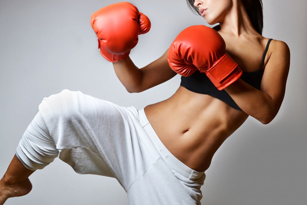 女性にキックボクシングがおすすめな理由 ミットネス 女性専用キックボクシングジム スポーツクラブ フィットネスクラブ